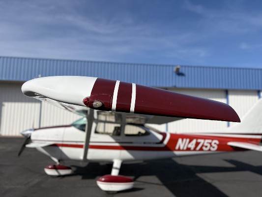 1976 Cessna 182P — photo 2