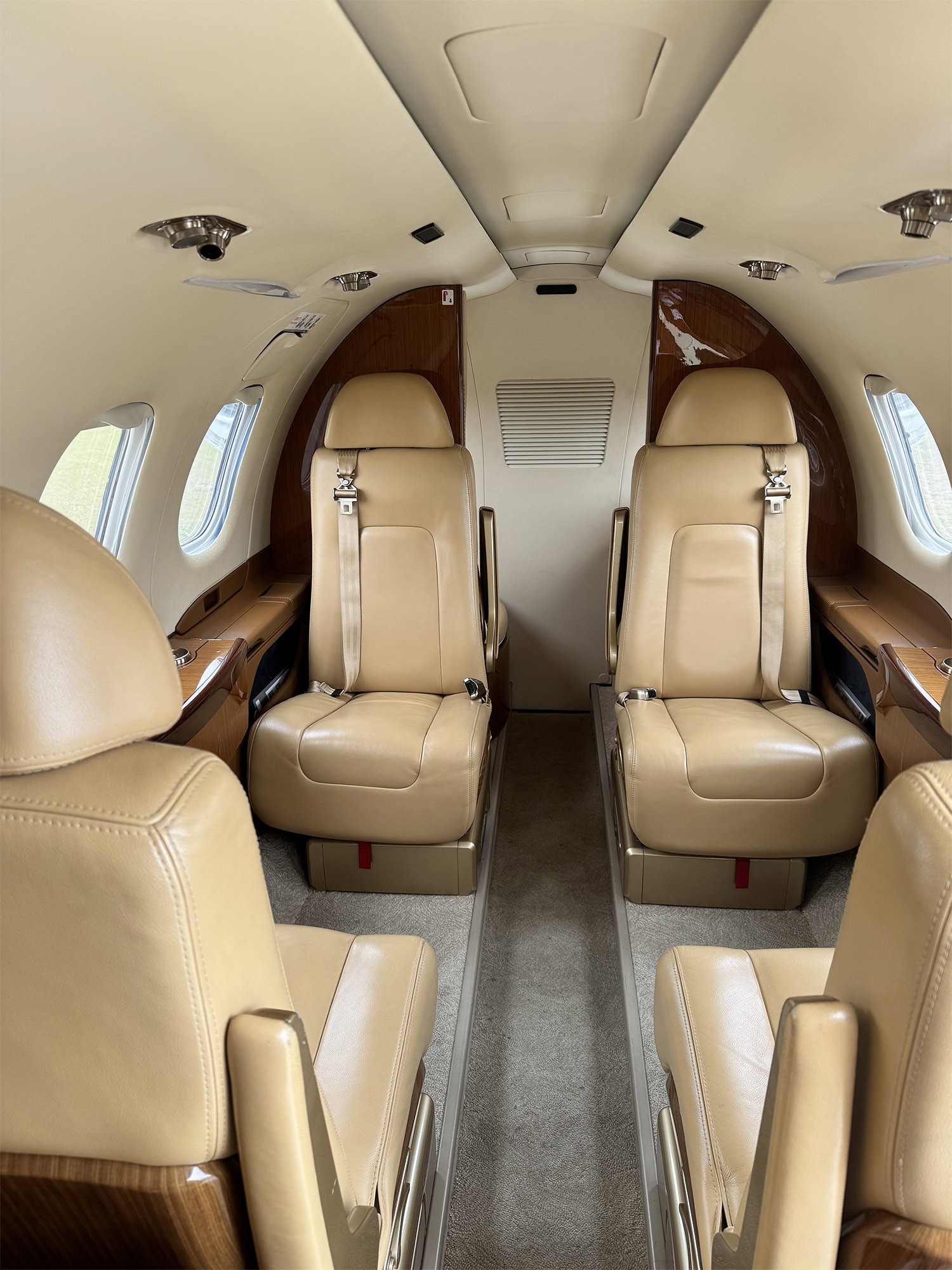 2017 Embraer Phenom 100 — photo 5