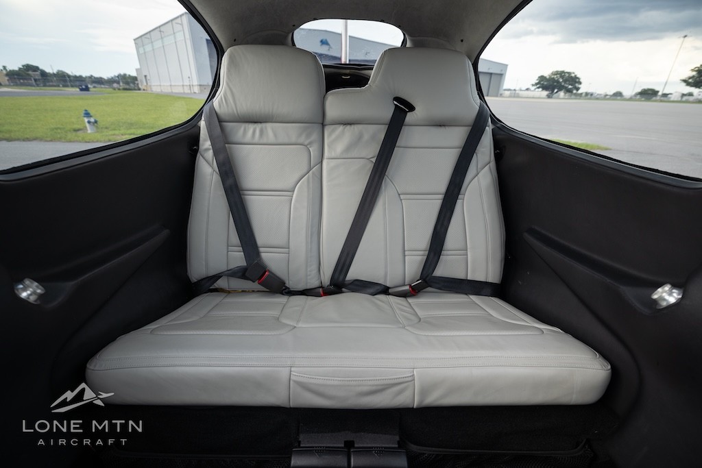 2022 Cirrus SR22-G6 — photo 5
