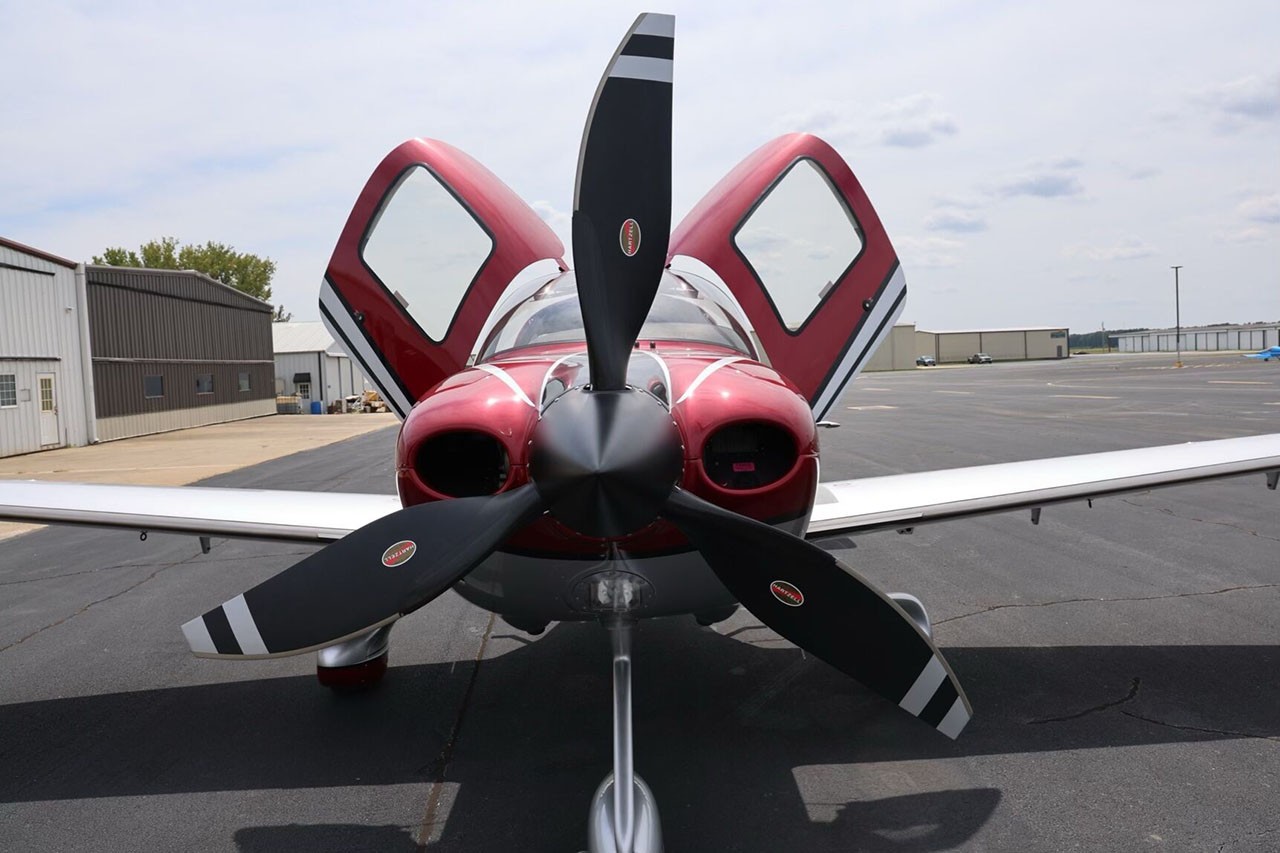 2014 Cirrus SR22T-G5 — photo 4