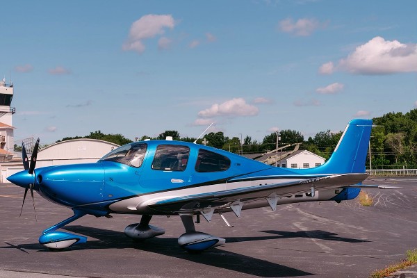 2025 Cirrus SR22T-G7 — photo 2
