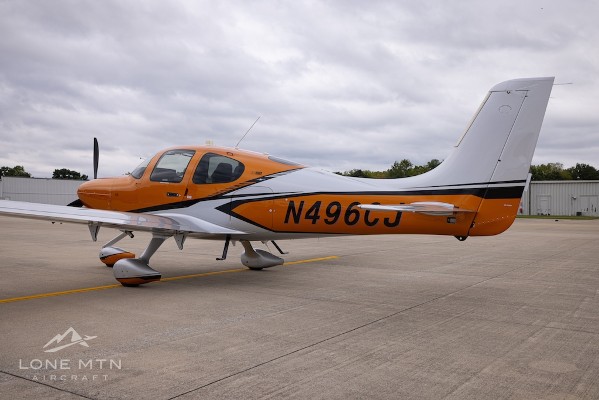 2025 Cirrus SR22-G7 — photo 3