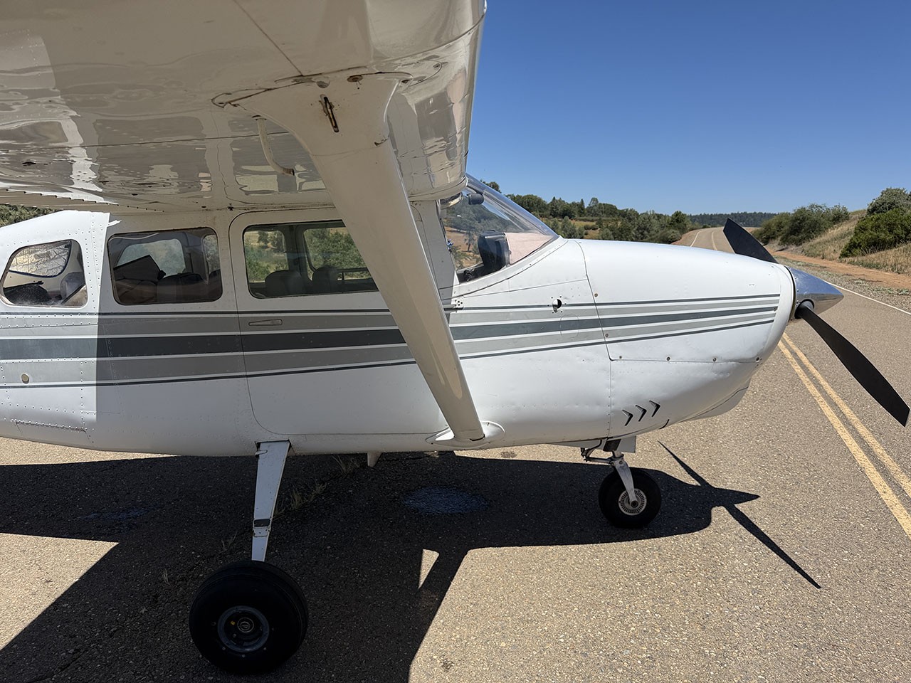 1965 Cessna 210E — photo 5