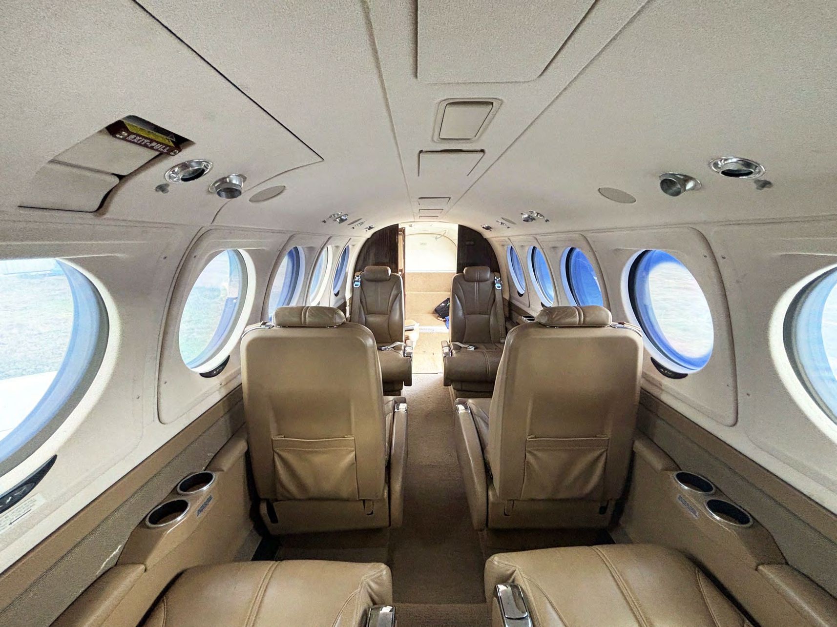 2022 Beech King Air 260 — photo 4