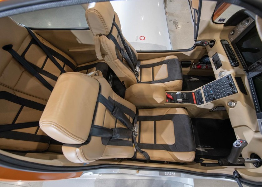 2022 Cirrus SR22T-G6 GTS (N712LG), photo 13