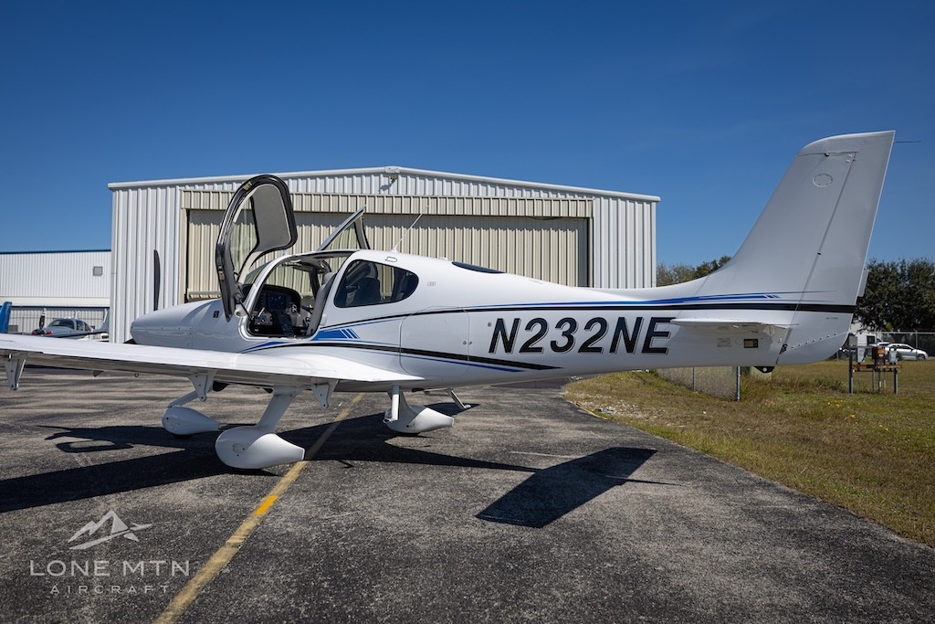2023 Cirrus SR20 — photo 3