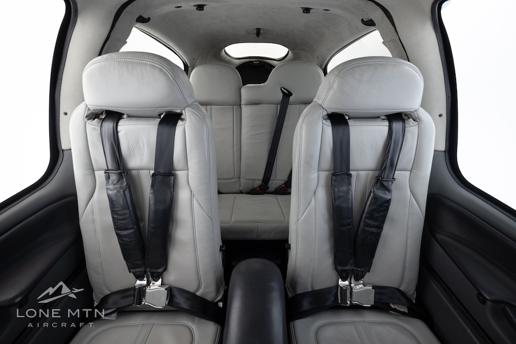2023 Cirrus SR20 — photo 5