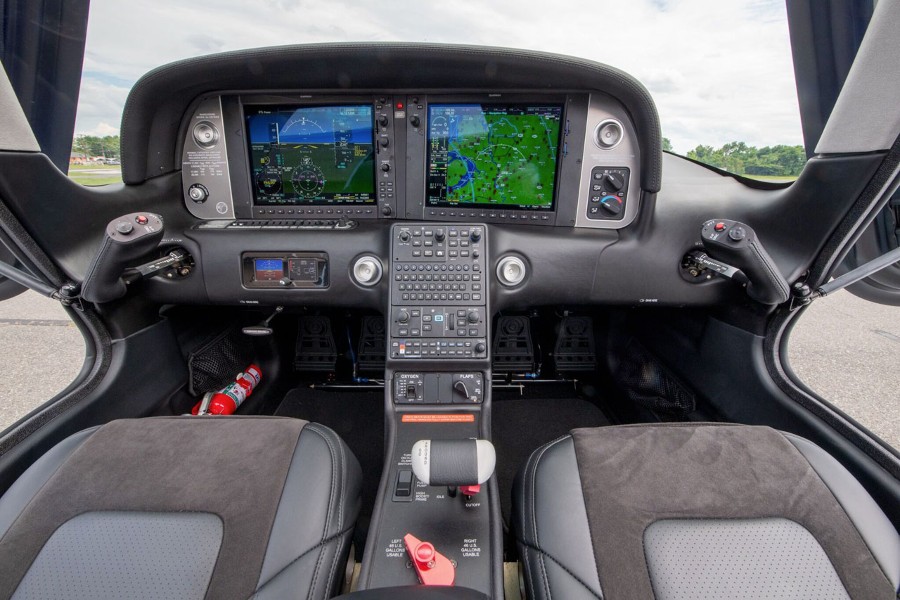 2023 Cirrus SR22T-G6 GTS (N576JW), photo 10