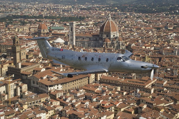 2011 Pilatus PC-12 — photo 5