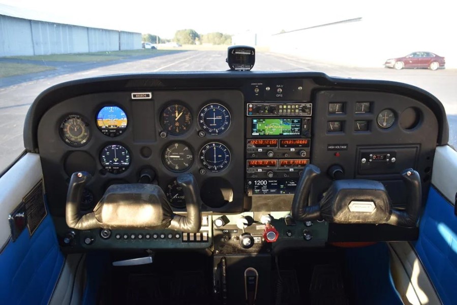 1975 Cessna 172M, photo 19
