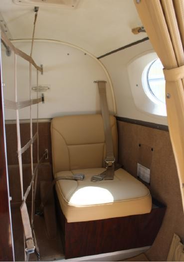 1985 Beech King Air C90A, photo 11