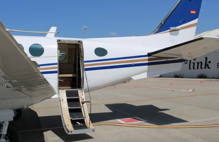 1985 Beech King Air C90A — photo 3