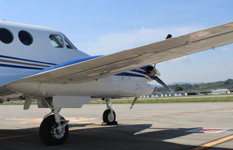 1985 Beech King Air C90A — photo 4