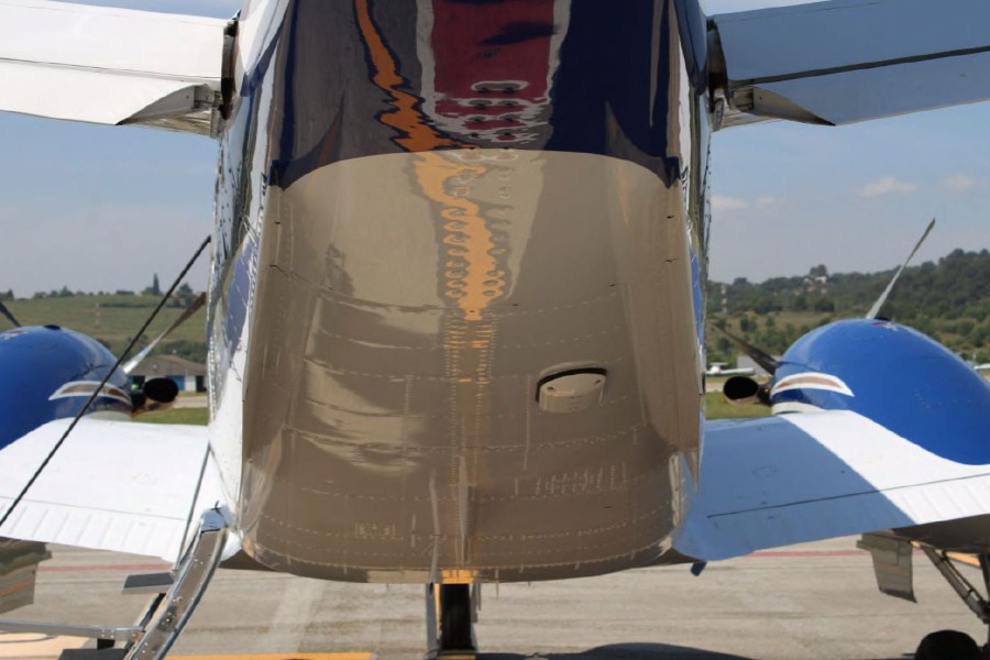 1985 Beech King Air C90A, photo 6