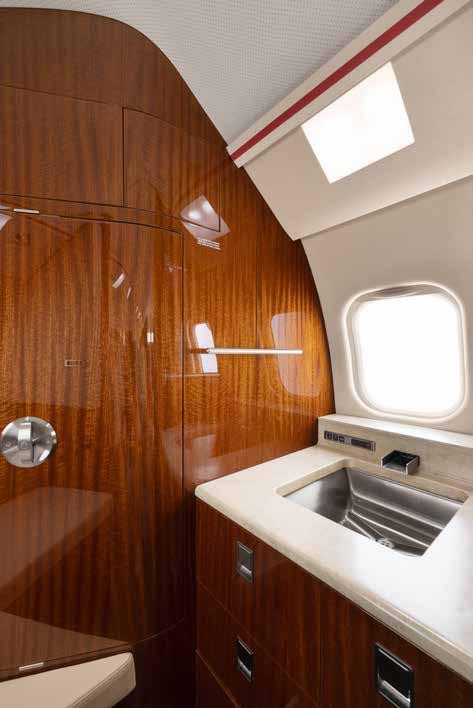 2013 Learjet 60 XR 4