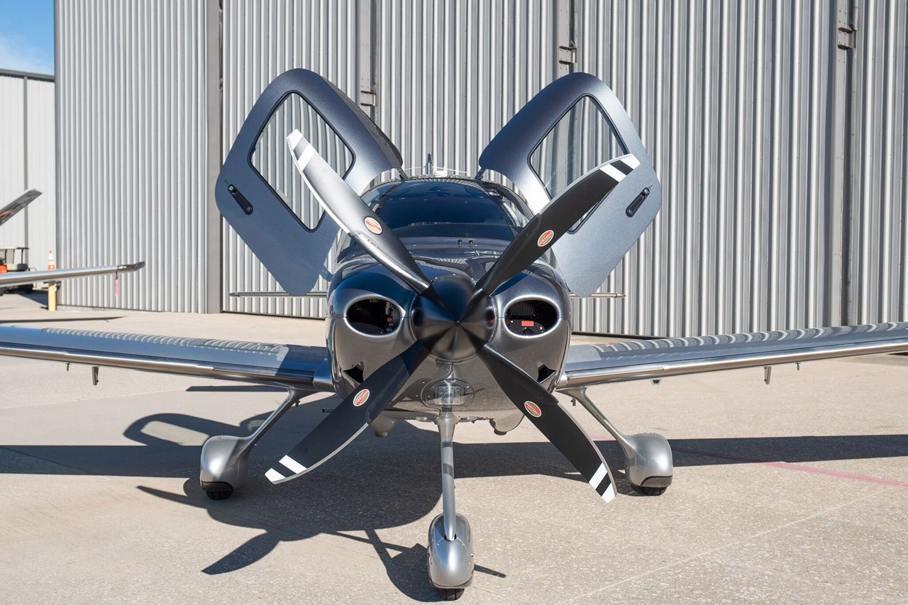 2023 Cirrus SR22T-G6 — photo 3