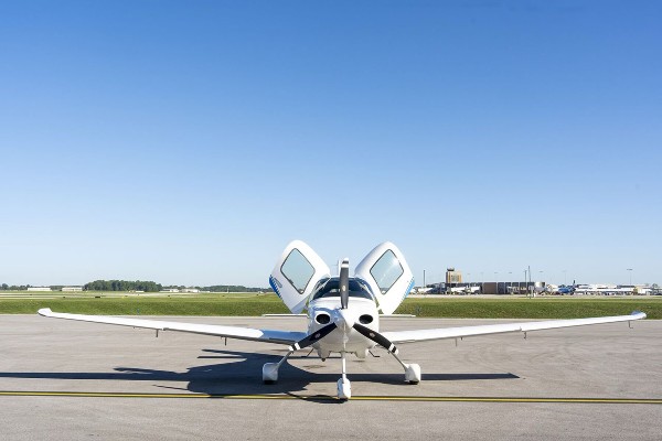 2020 Cirrus SR20 — photo 4