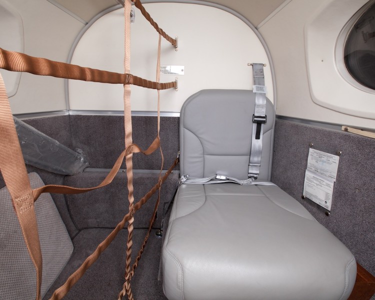 2014 Beech King Air C90GT x, photo 7