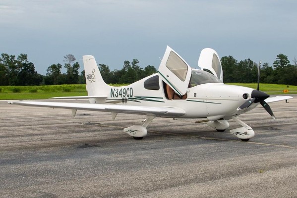 2005 Cirrus SR20-G2 — photo 4