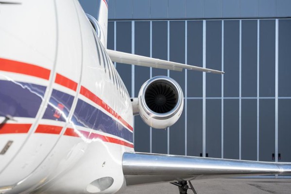 2011 Falcon Falcon 900EX — photo 3