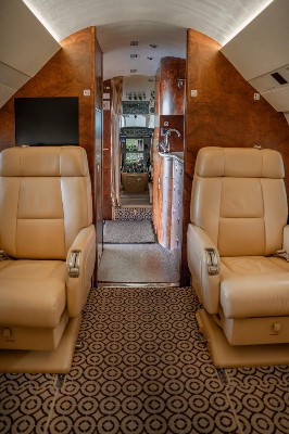 2011 Falcon Falcon 900EX — photo 5