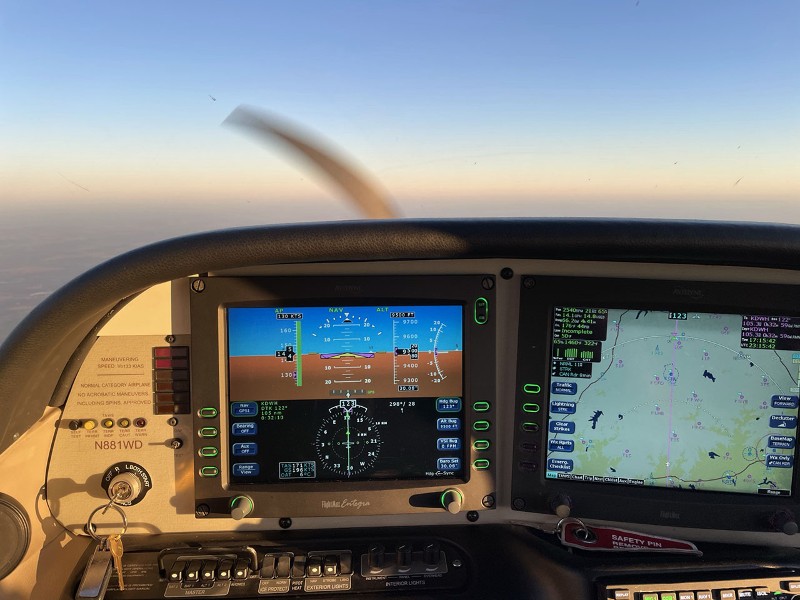 2004 Cirrus SR22-G2, photo 17
