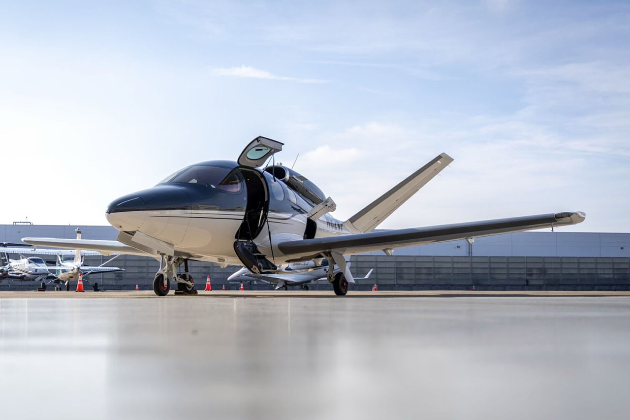 2016 Cirrus Vision SF50 — photo 3