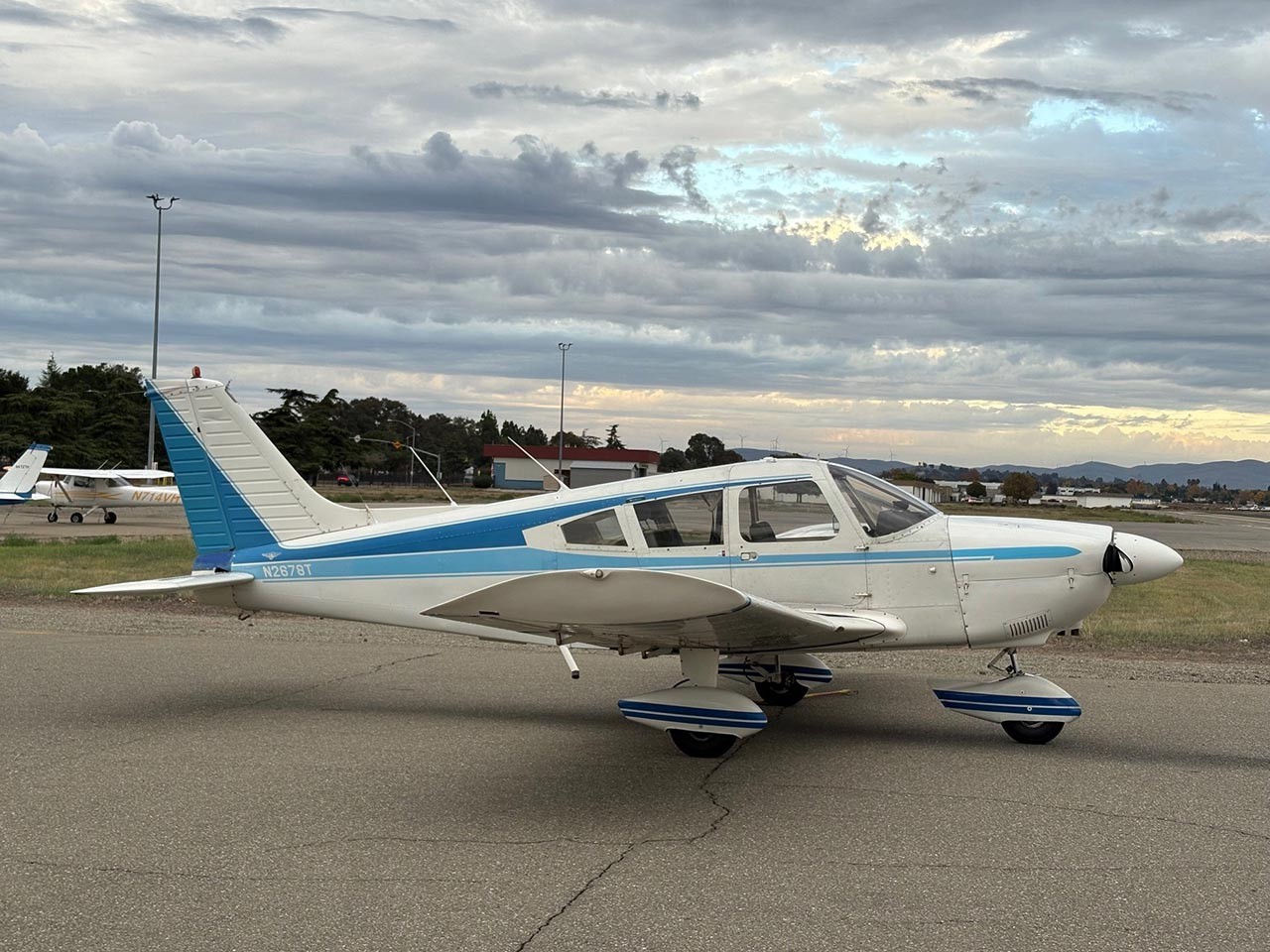 1972 Piper Cherokee 180G — photo 2