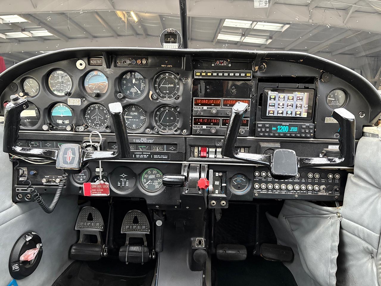 1972 Piper Cherokee 180G — photo 4