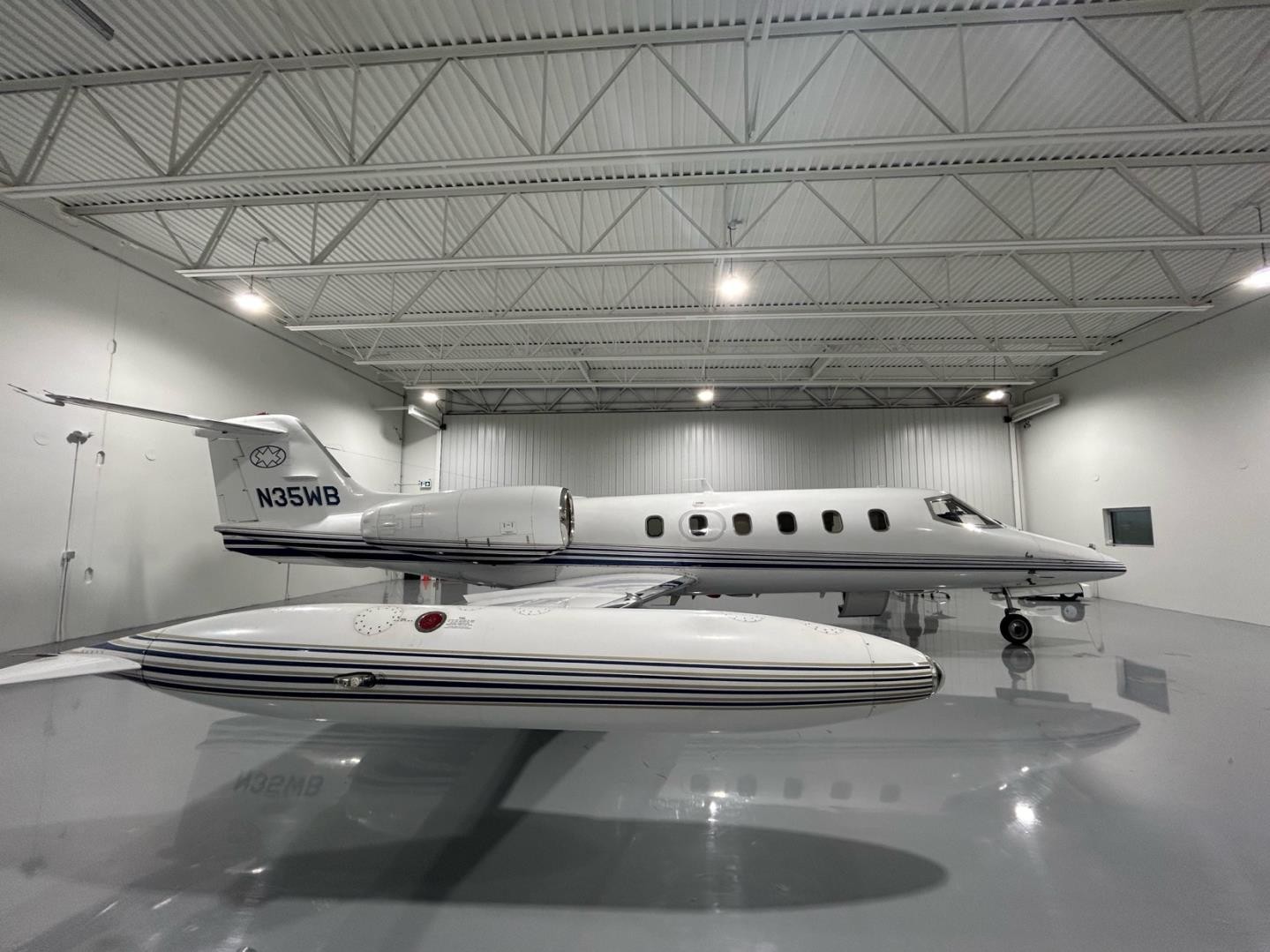 1980 Learjet 35 — photo 3