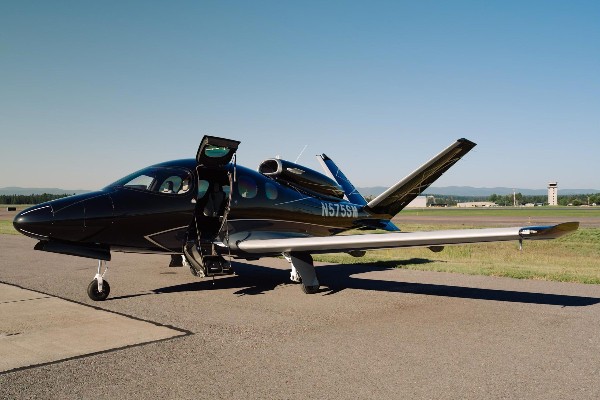 2024 Cirrus Vision SF50 — photo 2