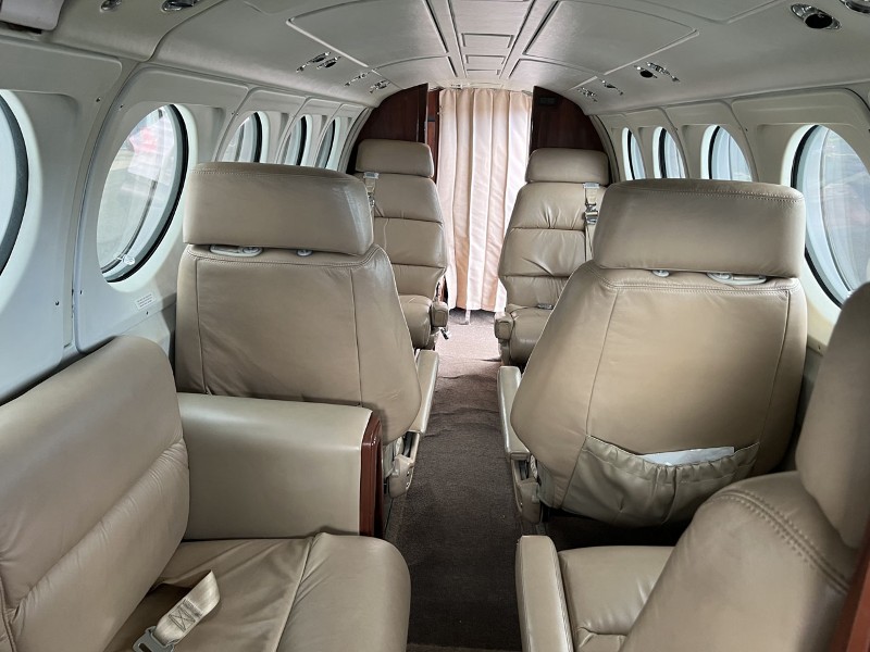 1982 Beechcraft Beech King Air B200, photo 7