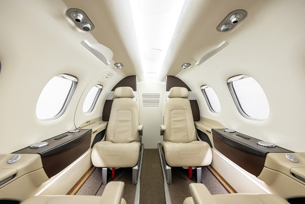 2013 Embraer Phenom 100 — photo 4