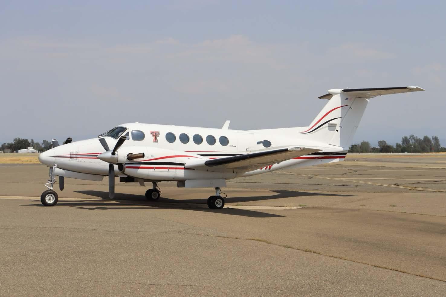 1986 Beech King Air B200 — photo 2
