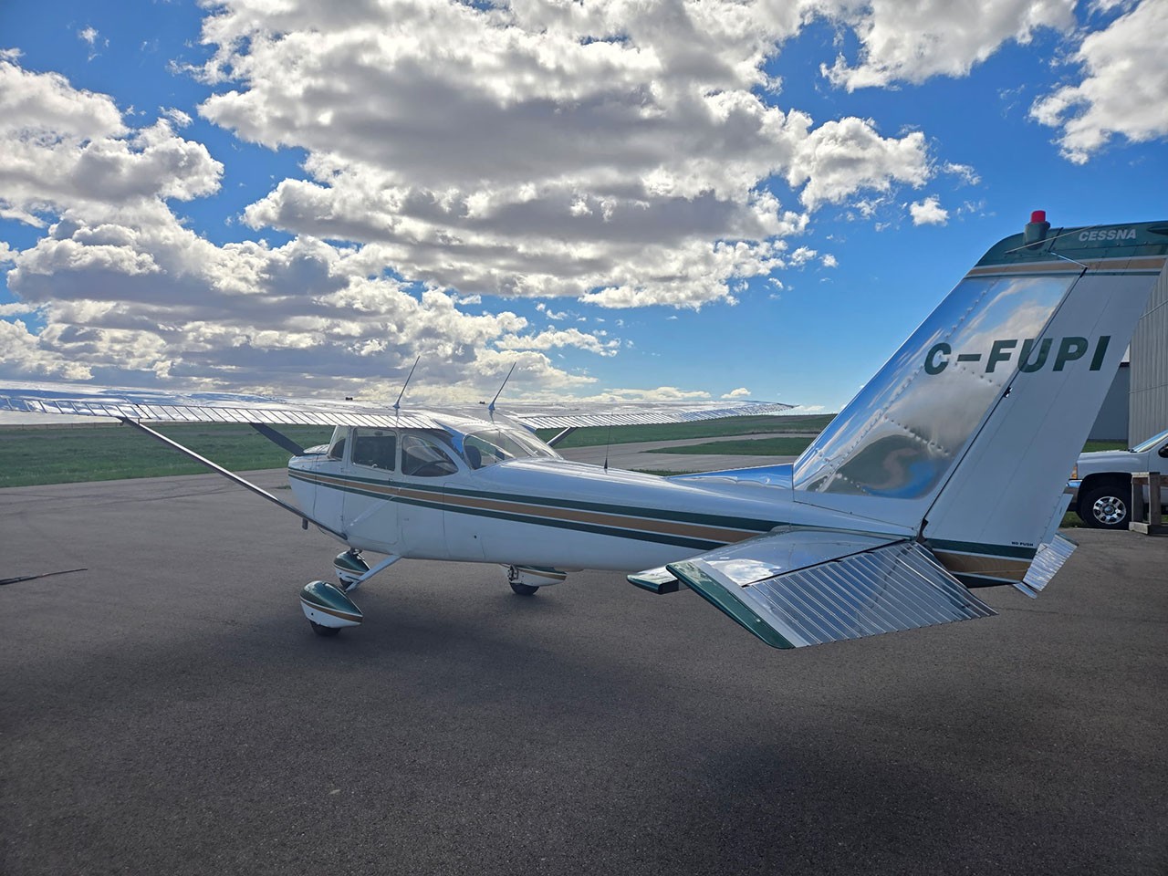 1966 Cessna 172G — photo 3