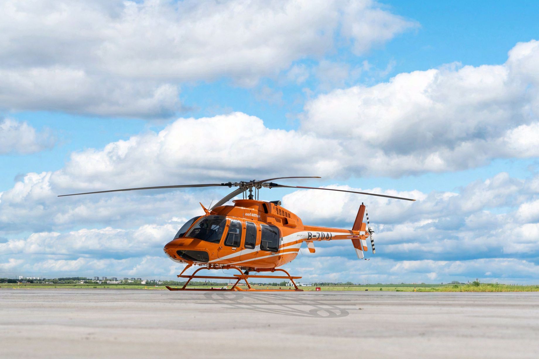 2017 Bell 407 — photo 2