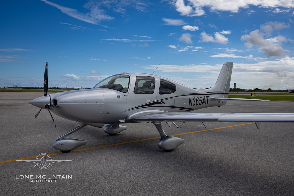 2023 Cirrus SR20 — photo 1