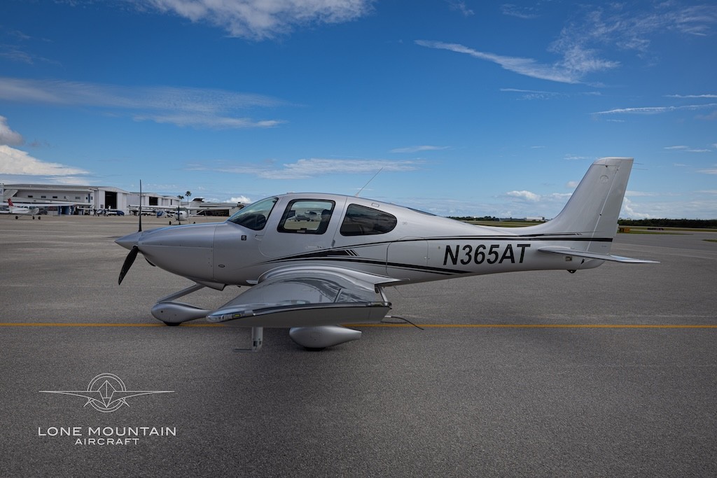 2023 Cirrus SR20 — photo 2