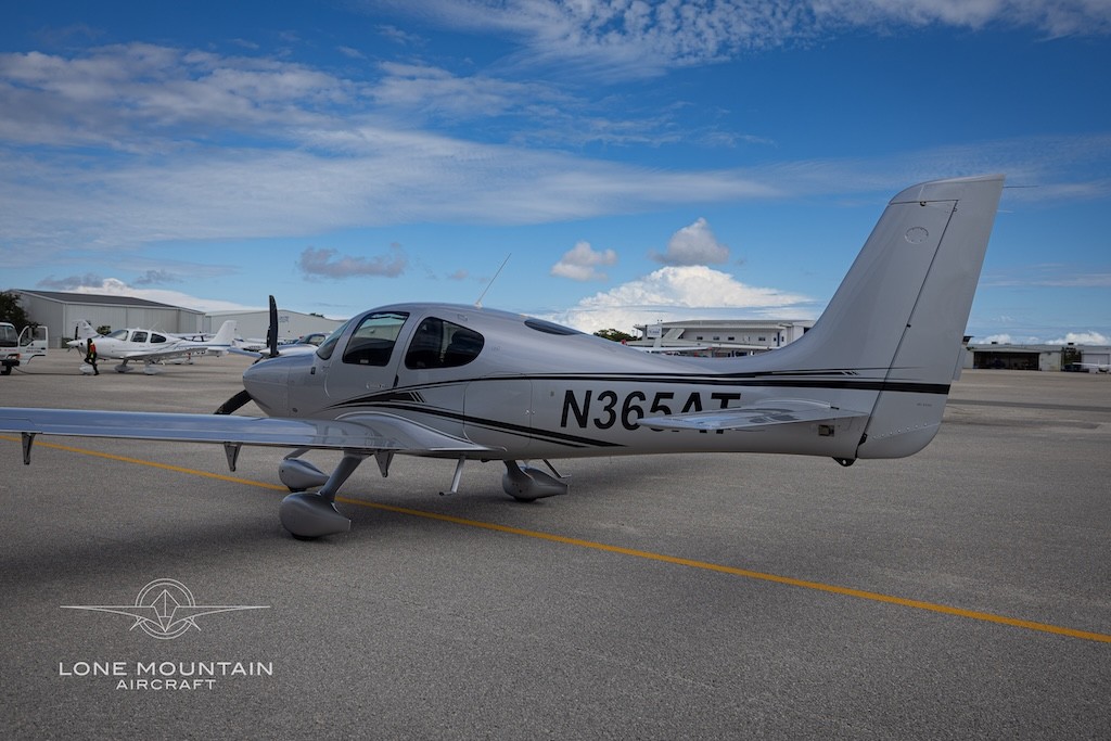 2023 Cirrus SR20 — photo 3