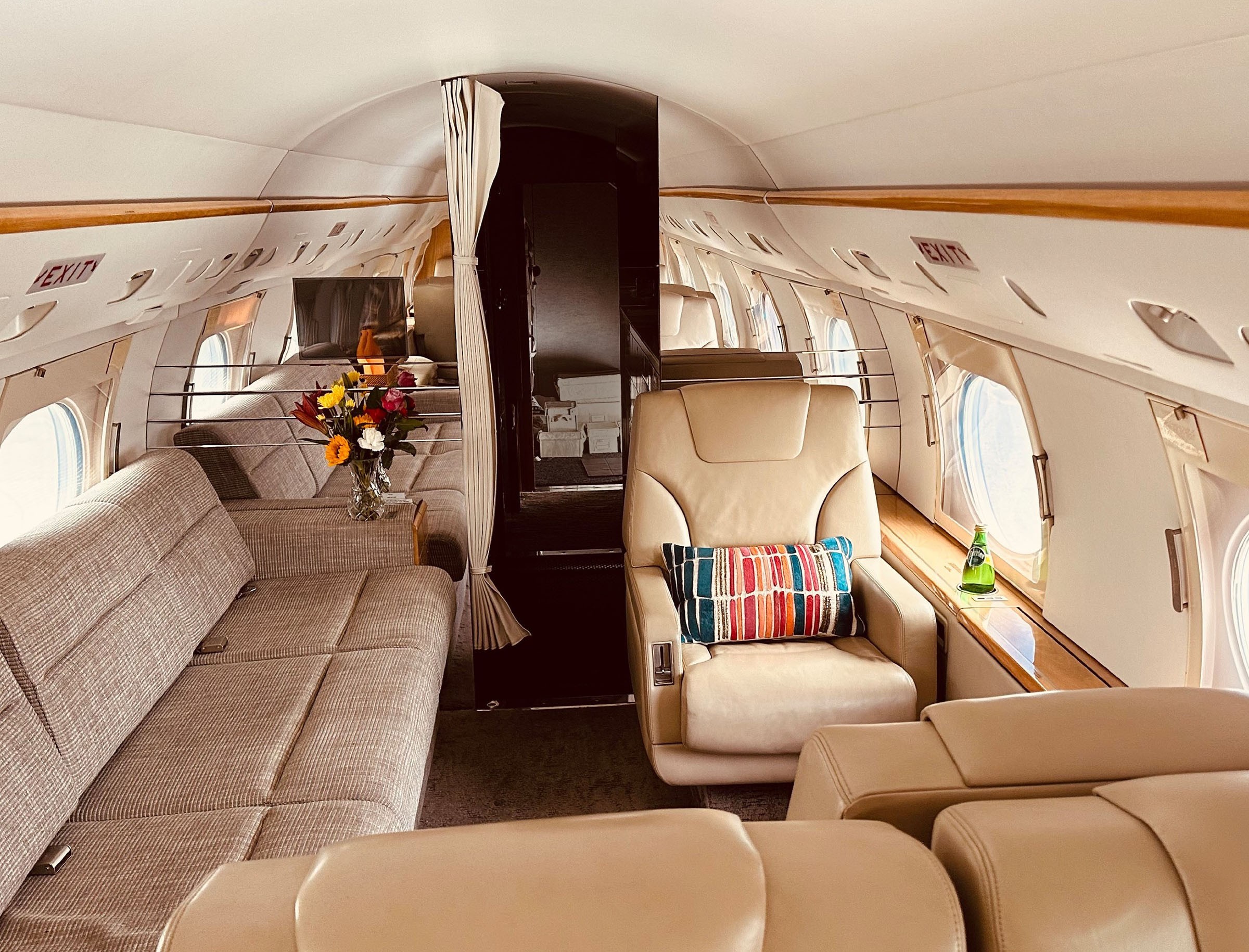 1991 Gulfstream G-IV — photo 3