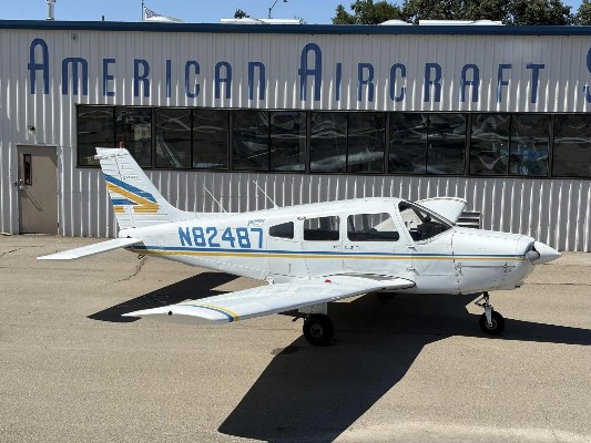 1981 Piper Warrior II — photo 2