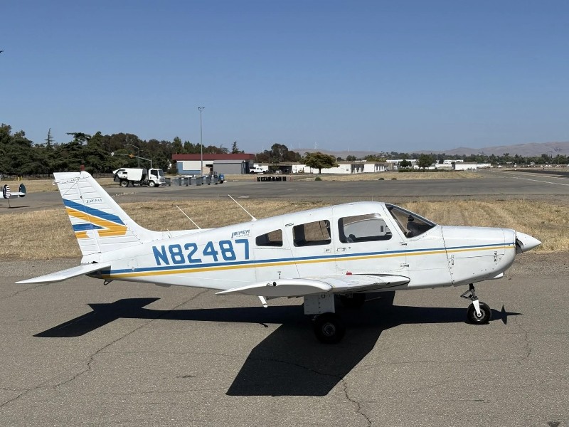 1981 Piper Warrior II, photo 4