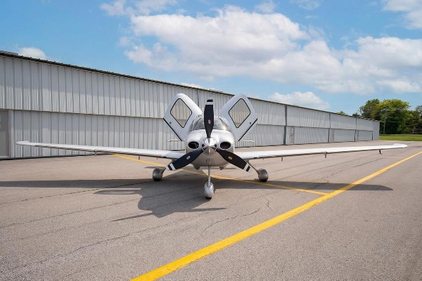 2006 Cirrus SR22-G2 — photo 3