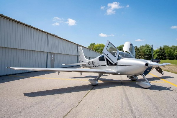 2006 Cirrus SR22-G2 — photo 4