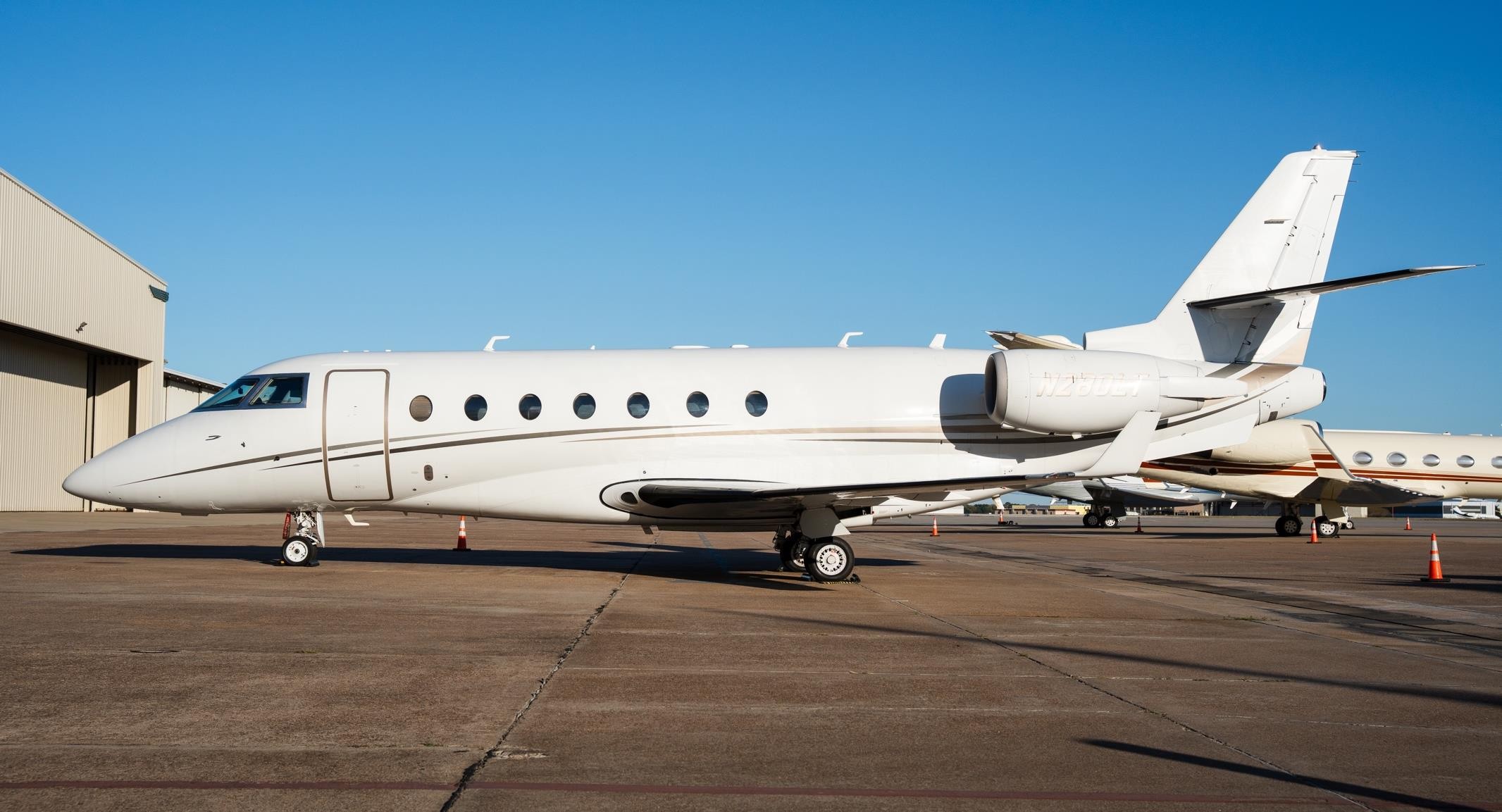 2002 Gulfstream G200 — photo 2