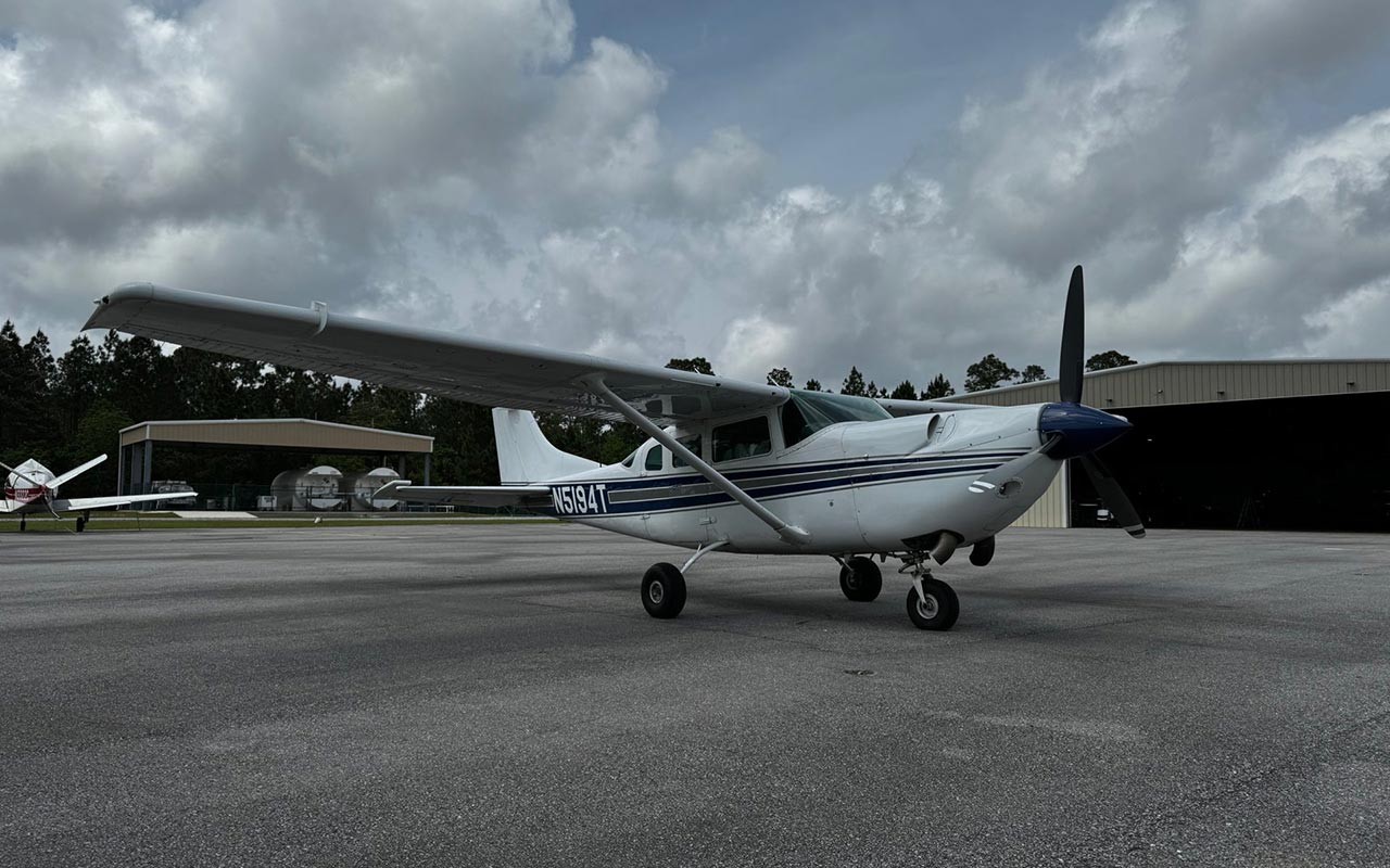 1982 Cessna U206G — photo 3