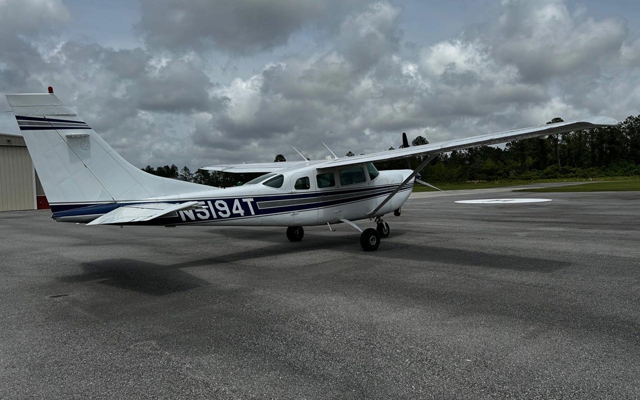 1982 Cessna U206G — photo 4