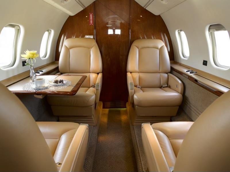 1997 Learjet 60 — photo 2