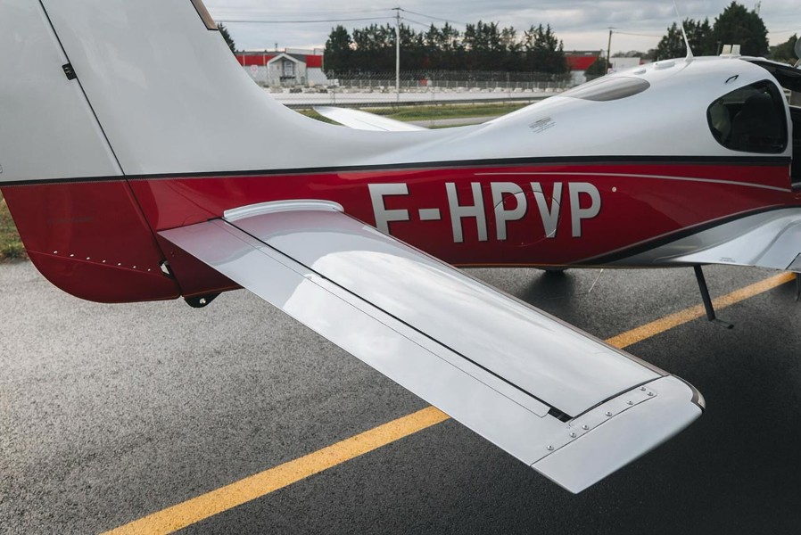 2012 Cirrus SR22-G3, photo 10