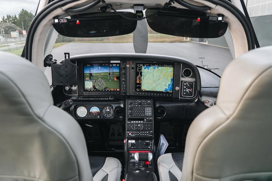 2012 Cirrus SR22-G3, photo 16